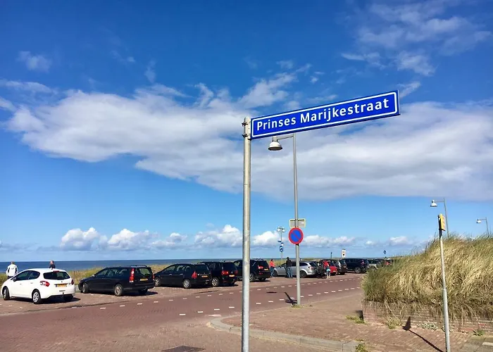 度假居 Zomerhuisje Bij Zee *