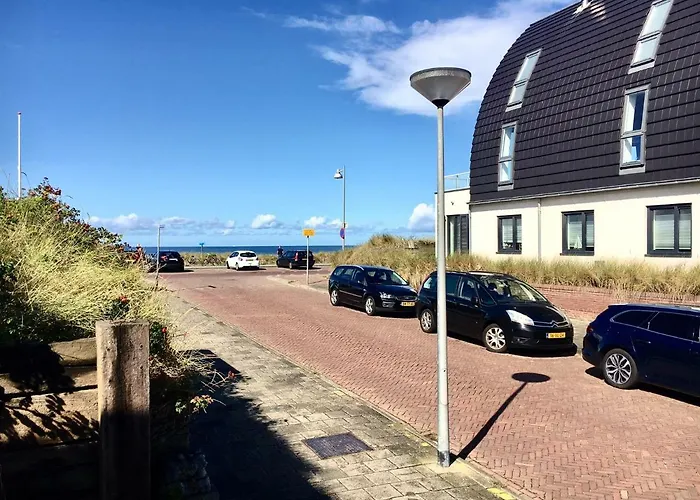 Zomerhuisje Bij Zee 度假居