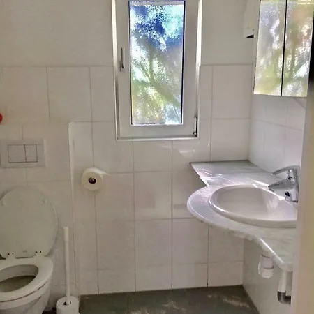 بيت للعطل Zomerhuisje Bij Zee *